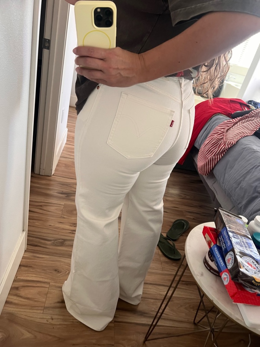 Levi's Women's Ribcage Bell Wide-Leg Jeans - White